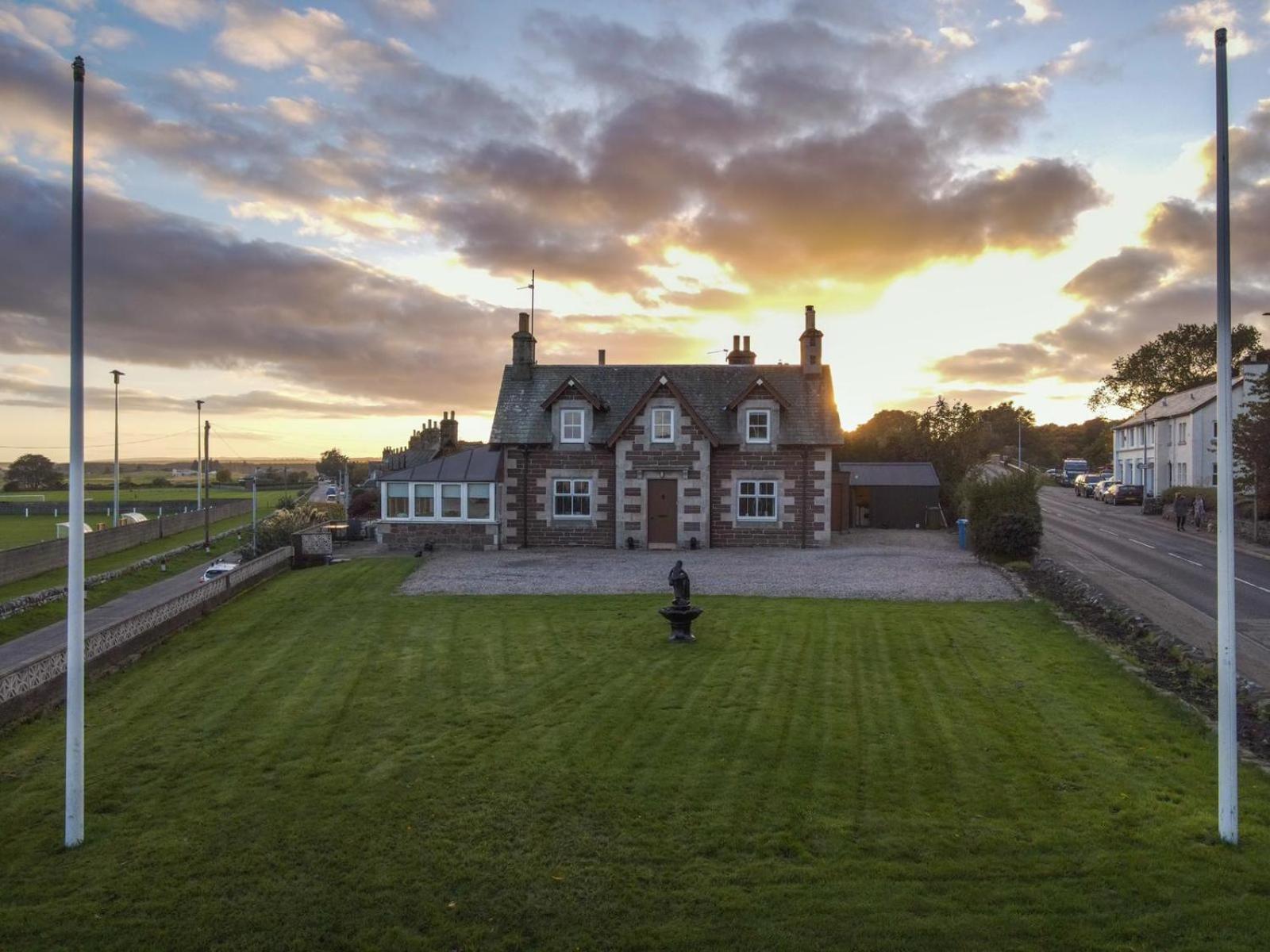 Glenshee Guest House Golspie Exterior photo